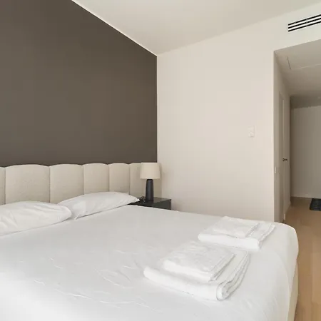 Guesthost - Spacious Terrace Flat San Siro Stadium * Milan