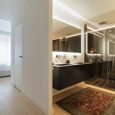 Guesthost - Spacious Terrace Flat San Siro Stadium Appartement
